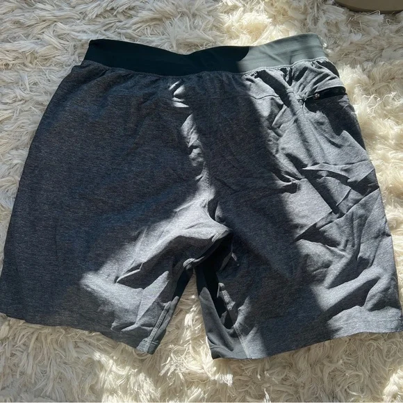 Lululemon Men’s 10” Athletic Shorts - Picture 3 of 6